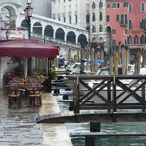 Nuova Residenza Laguna , Venice Italy